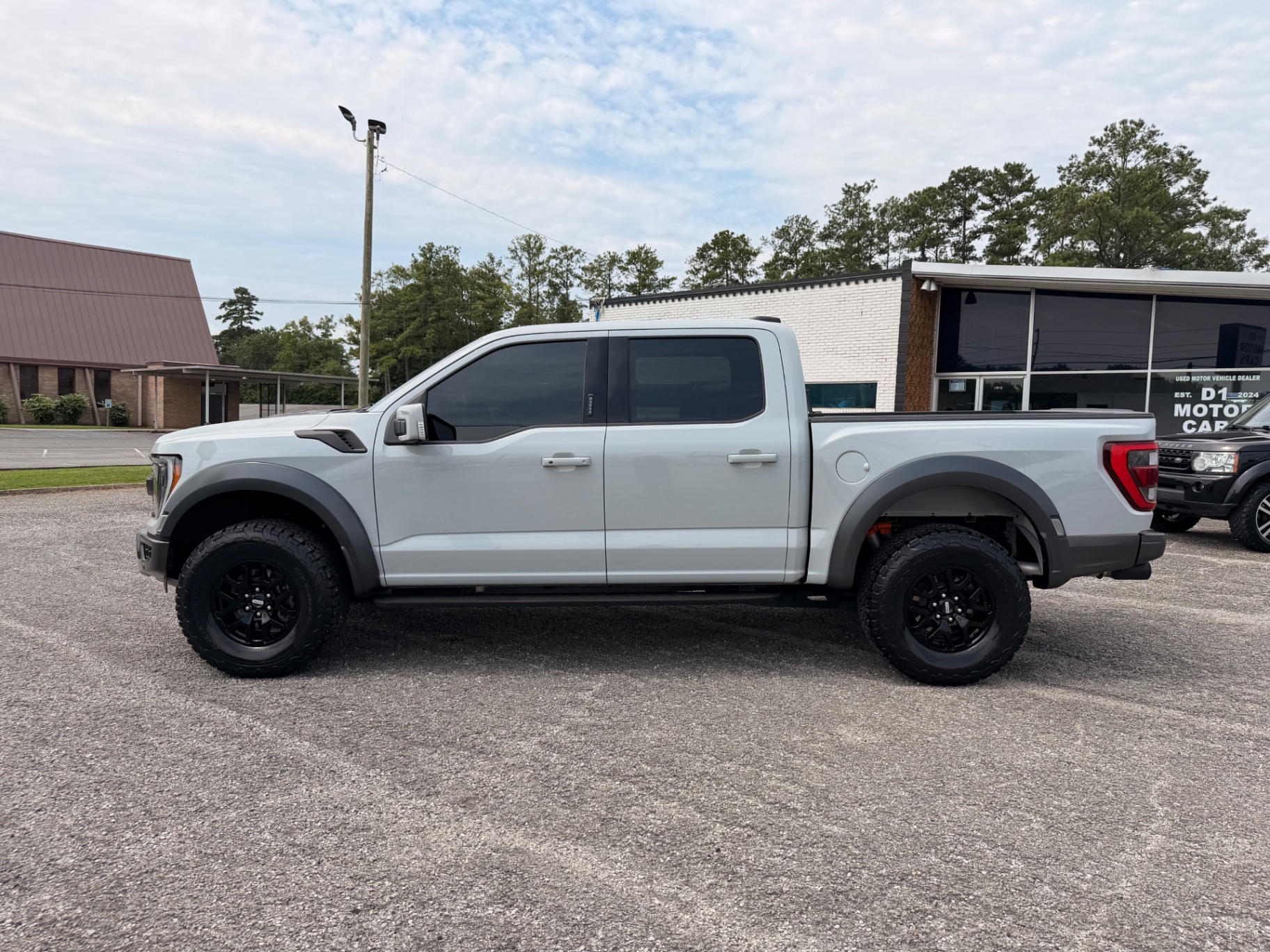 2023 Ford F-150 Raptor - Photo 9