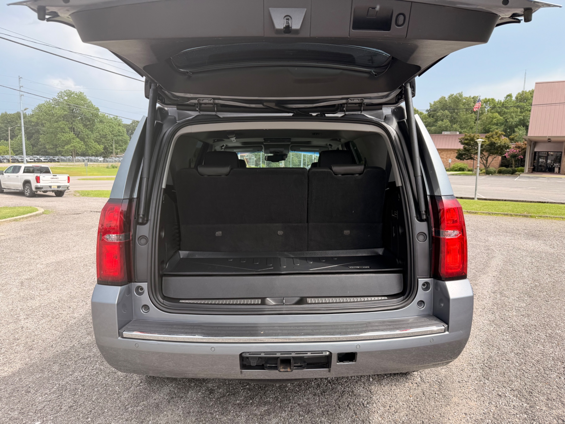 2019 Chevrolet Tahoe Premier - Photo 11